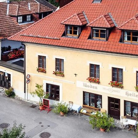 Pension Gaestehaus Heller Weissenkirchen in der Wachau Bagian luar foto