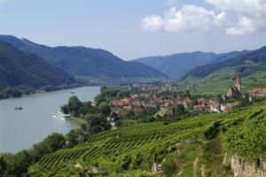 Pension Gastehaus Heller Weissenkirchen in der Wachau Bagian luar foto